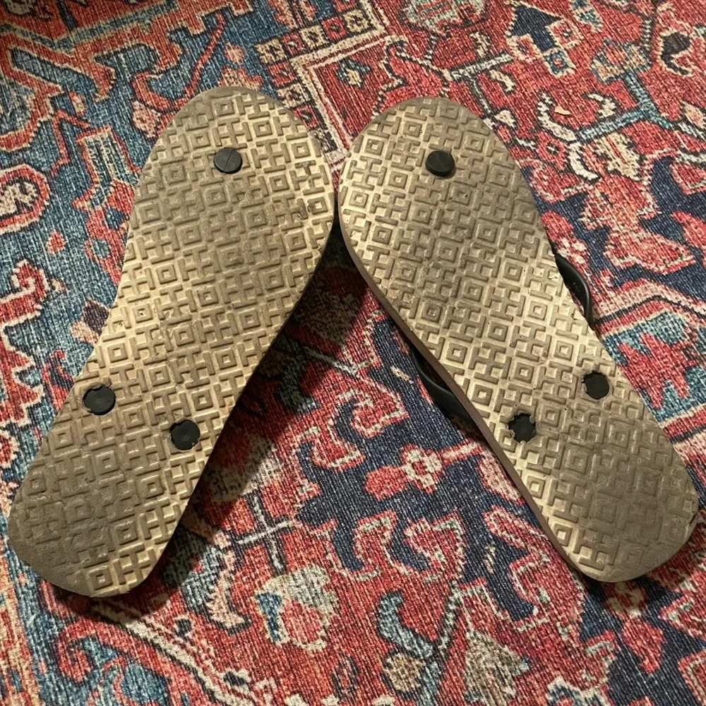 Tory Burch rubber flip flops - Picture 3 of 3